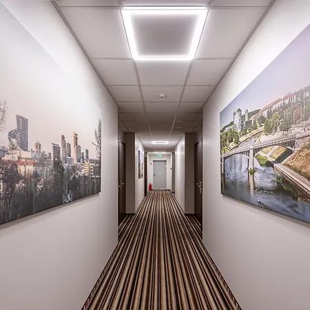 Vilnius City Hotel Готель Вільнюс
