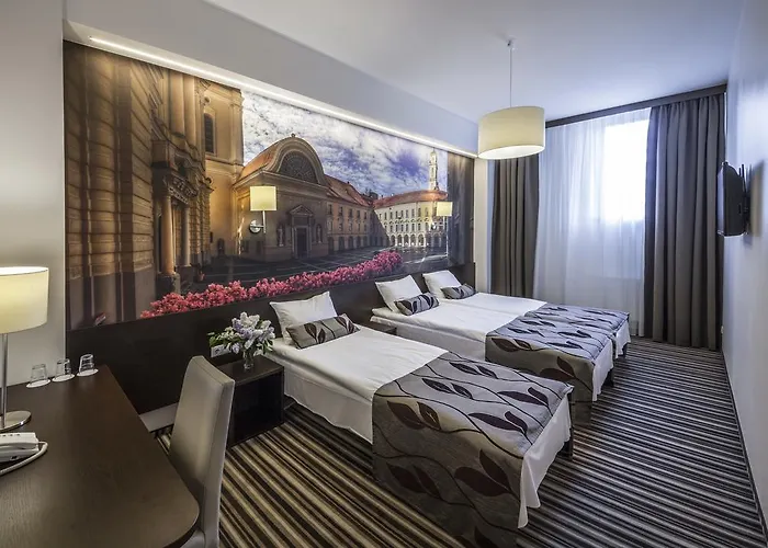 Vilnius City Hotel Готель Вільнюс